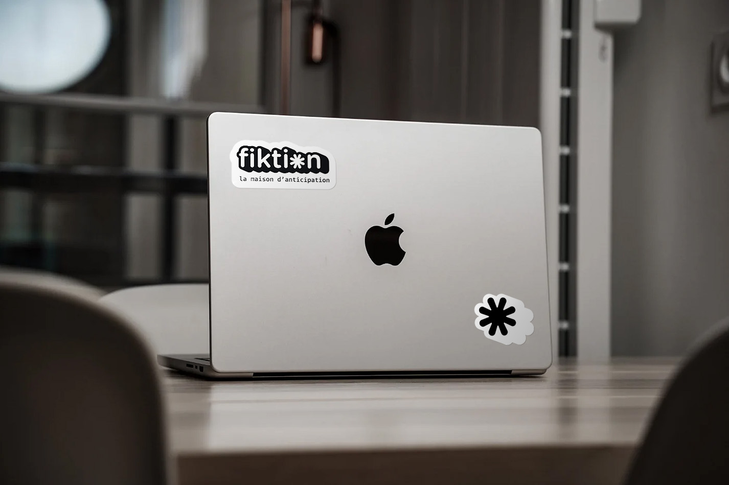 adhésif fiktion, Marine Terrin designer graphique Marseille